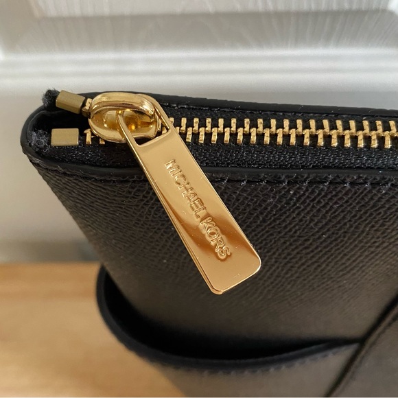 NWOT Michael Kors Large Saffiano Leather Jet Set Charlotte Tote Bag - Picture 9 of 14